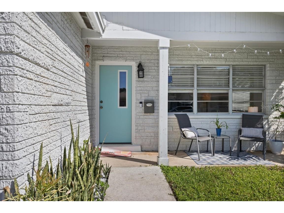 1867 Mississippi Avenue NE Saint Petersburg FL 33703 U8254923 image1