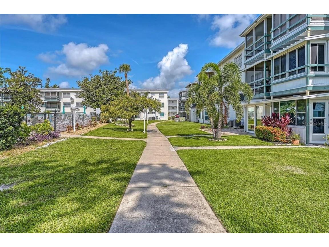 1867 Restful Drive #L-22 Bradenton FL 34207 A4671114 image28