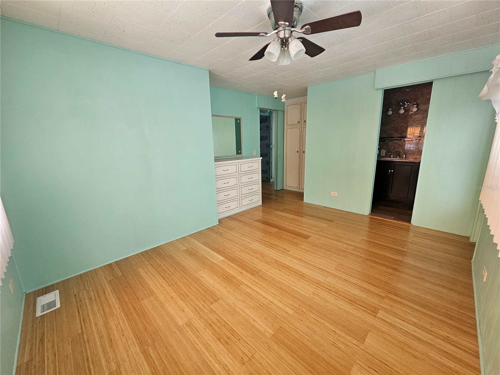 18675 Us Highway 19 N #498 Clearwater FL 33764 TB8465716 image8