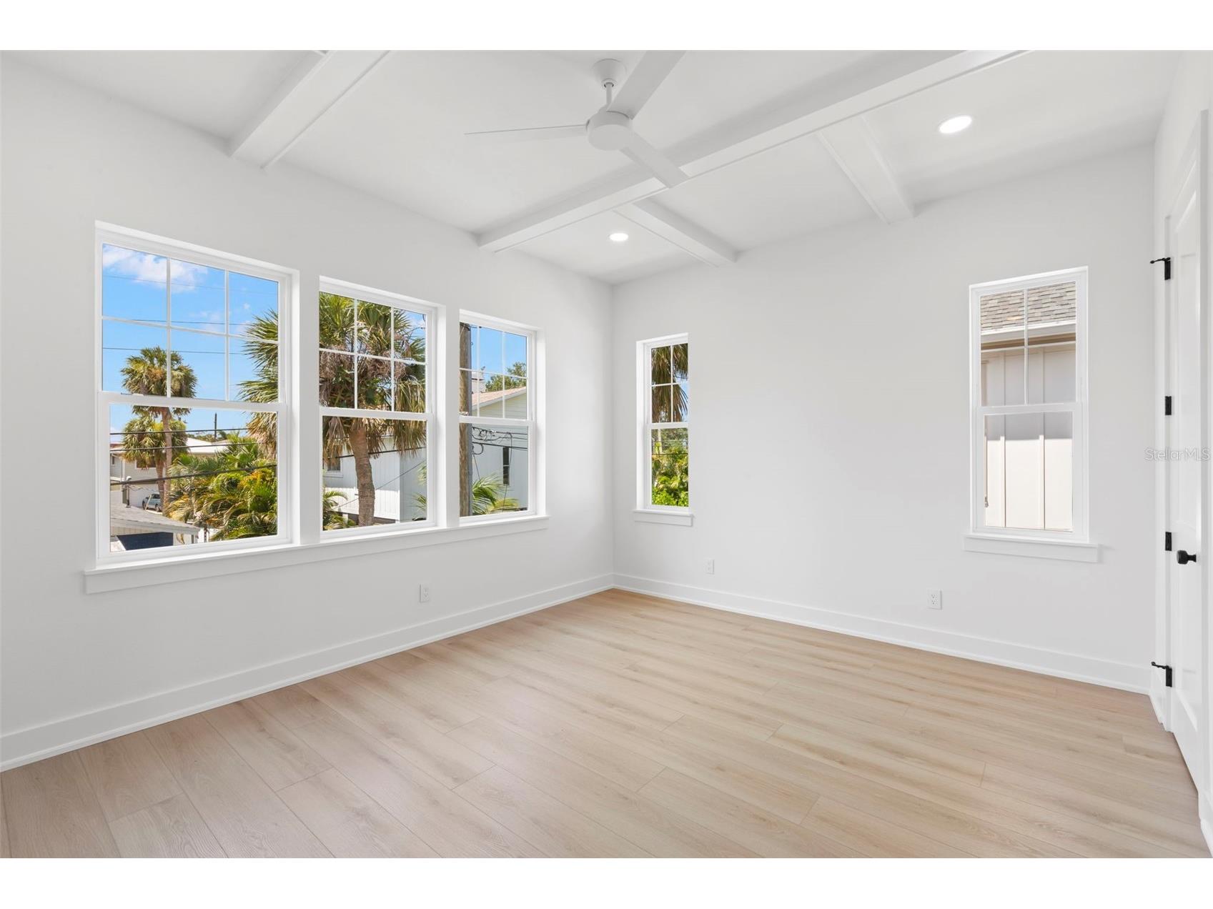 1868 Mississippi Avenue NE Saint Petersburg FL 33703 TB8521432 image23