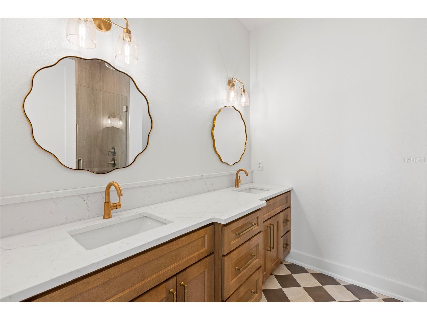 1868 Mississippi Avenue NE Saint Petersburg FL 33703 TB8521432 image25