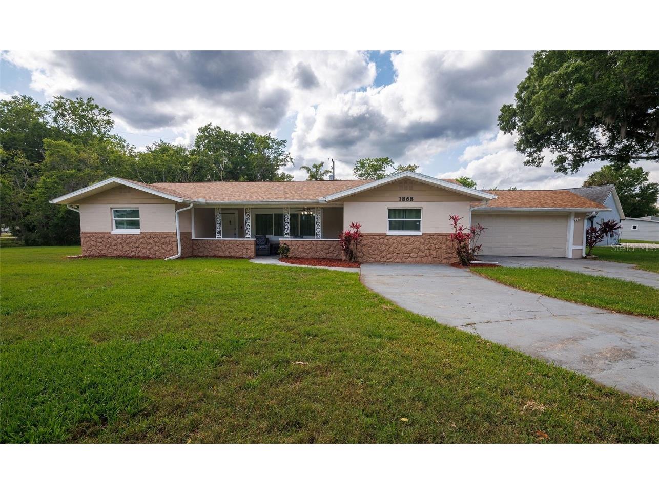 1868 Pine Tree Drive Edgewater FL 32141 NS1084430 image1