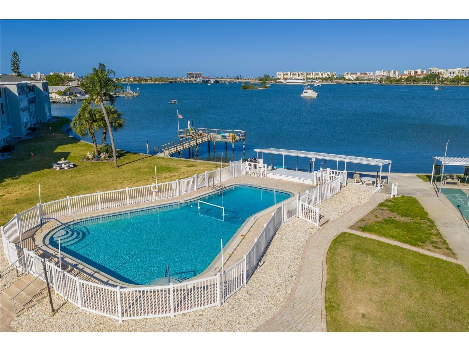 1868 Shore Drive S #104 South Pasadena FL 33707 - BOCA CIEGA BAY TB8503713 image23