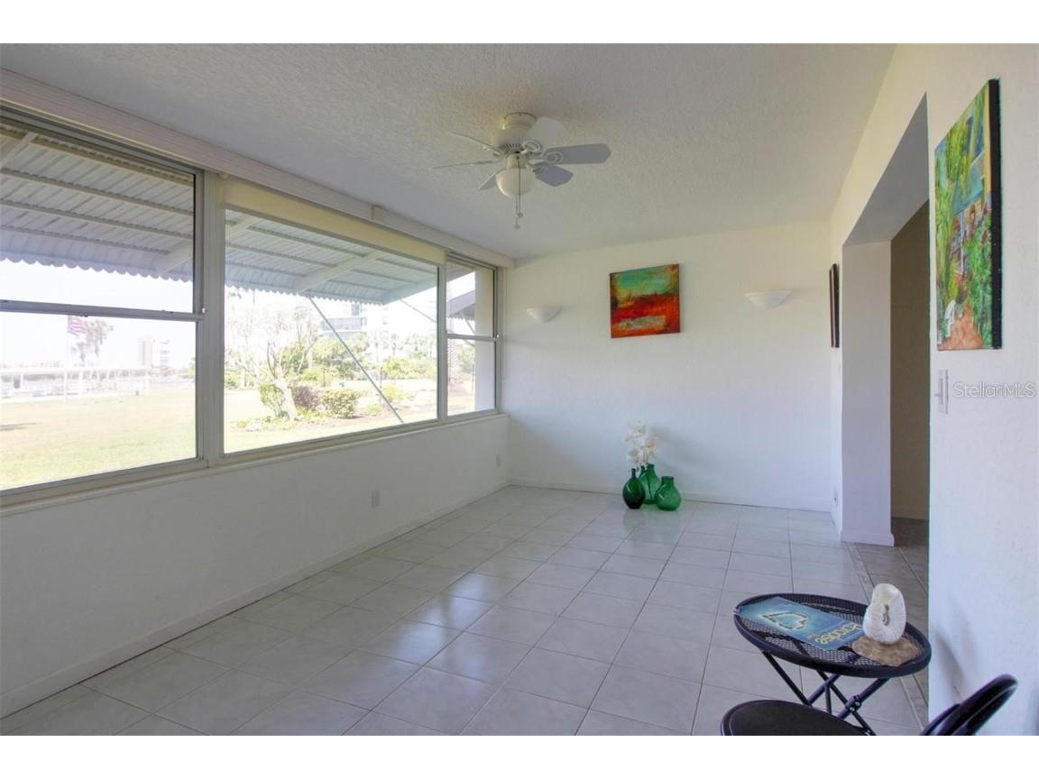 1868 Shore Drive S #102 South Pasadena FL 33707 TB8312970 image5