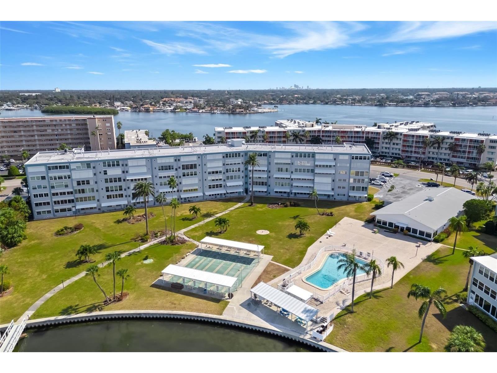 1868 Shore Drive S #207 South Pasadena FL 33707 TB8431287 image21