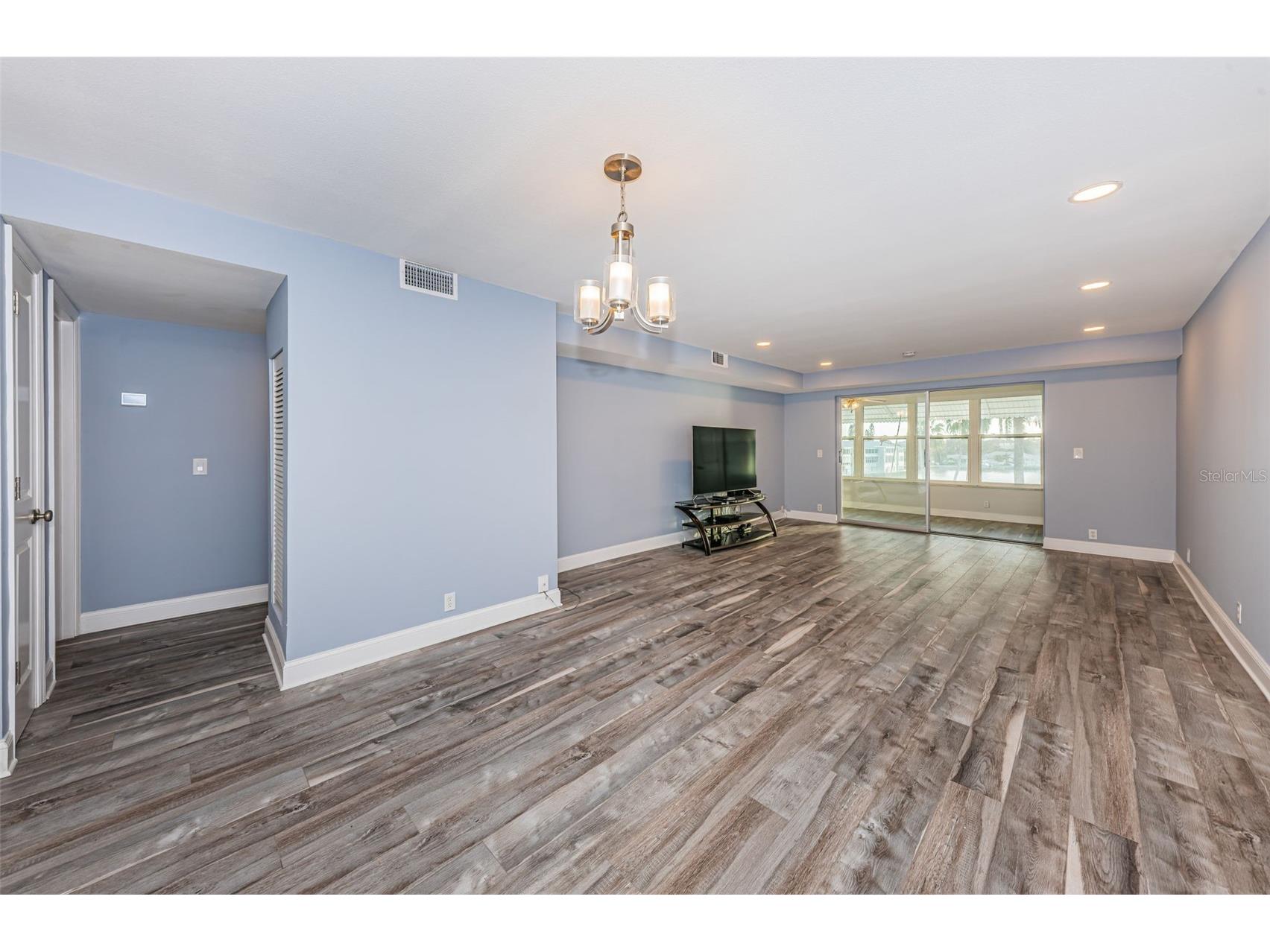 1868 Shore Drive S #410 South Pasadena FL 33707 U8232615 image16