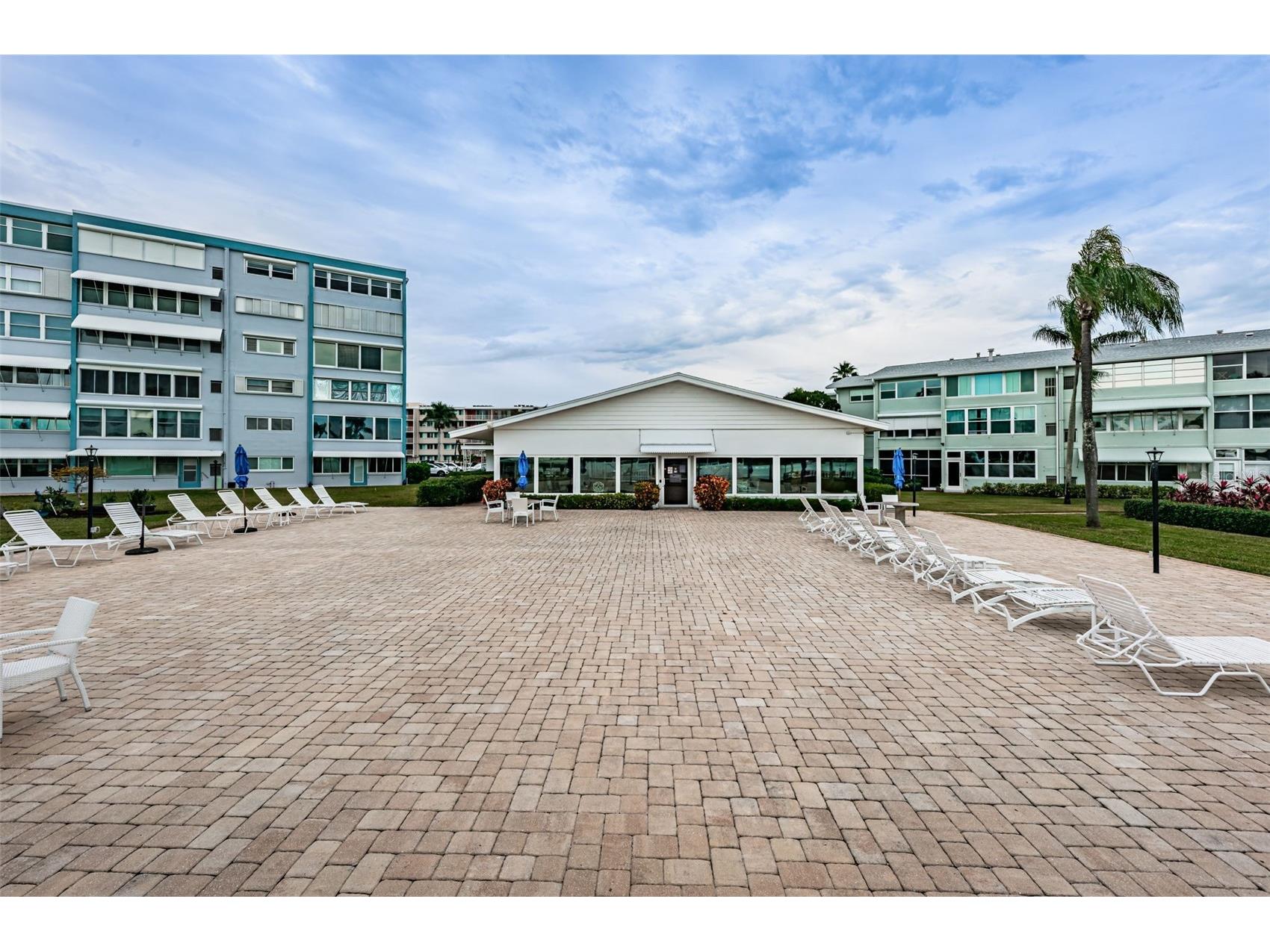 1868 Shore Drive S #410 South Pasadena FL 33707 U8232615 image48