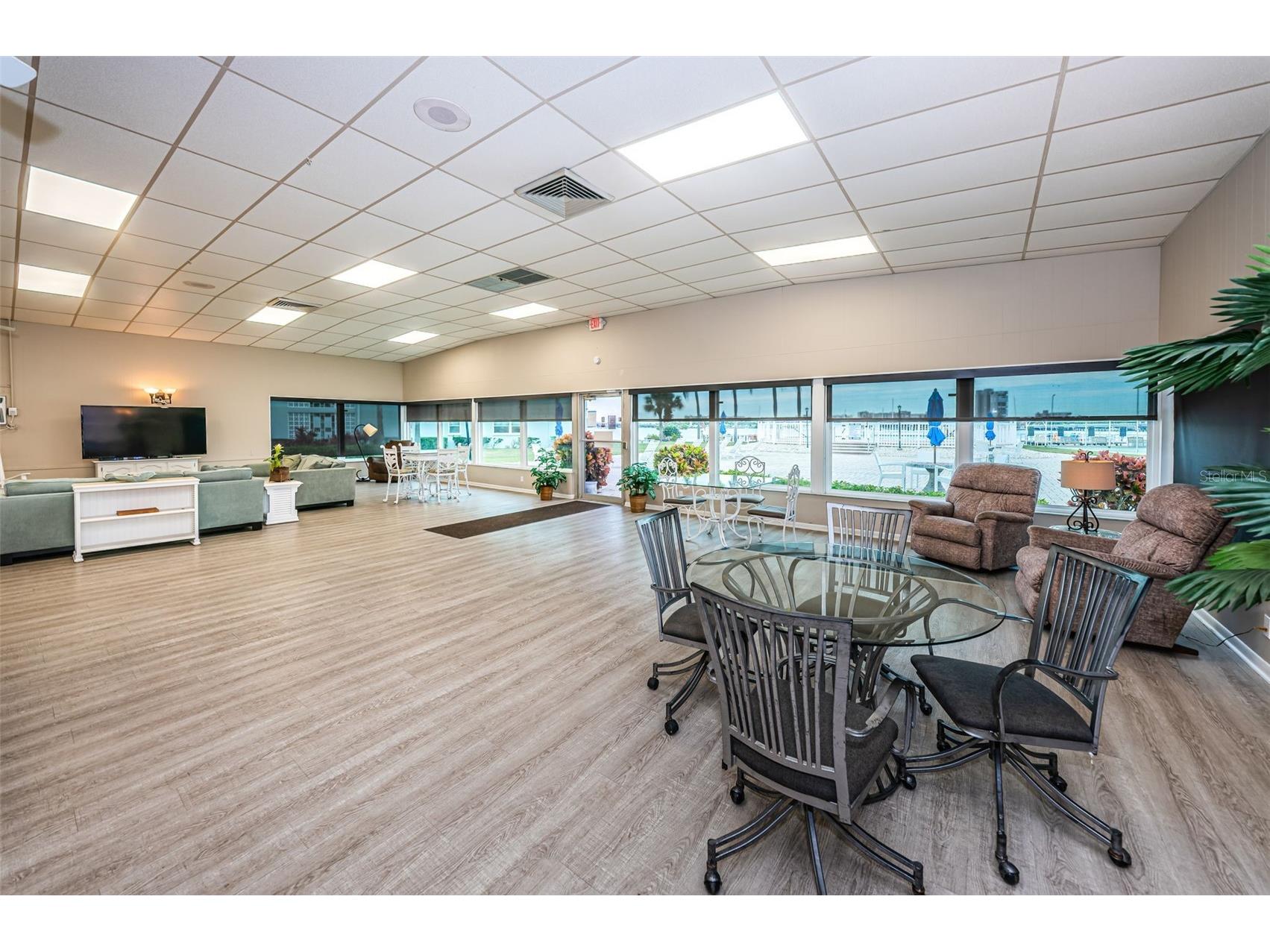 1868 Shore Drive S #410 South Pasadena FL 33707 U8232615 image50