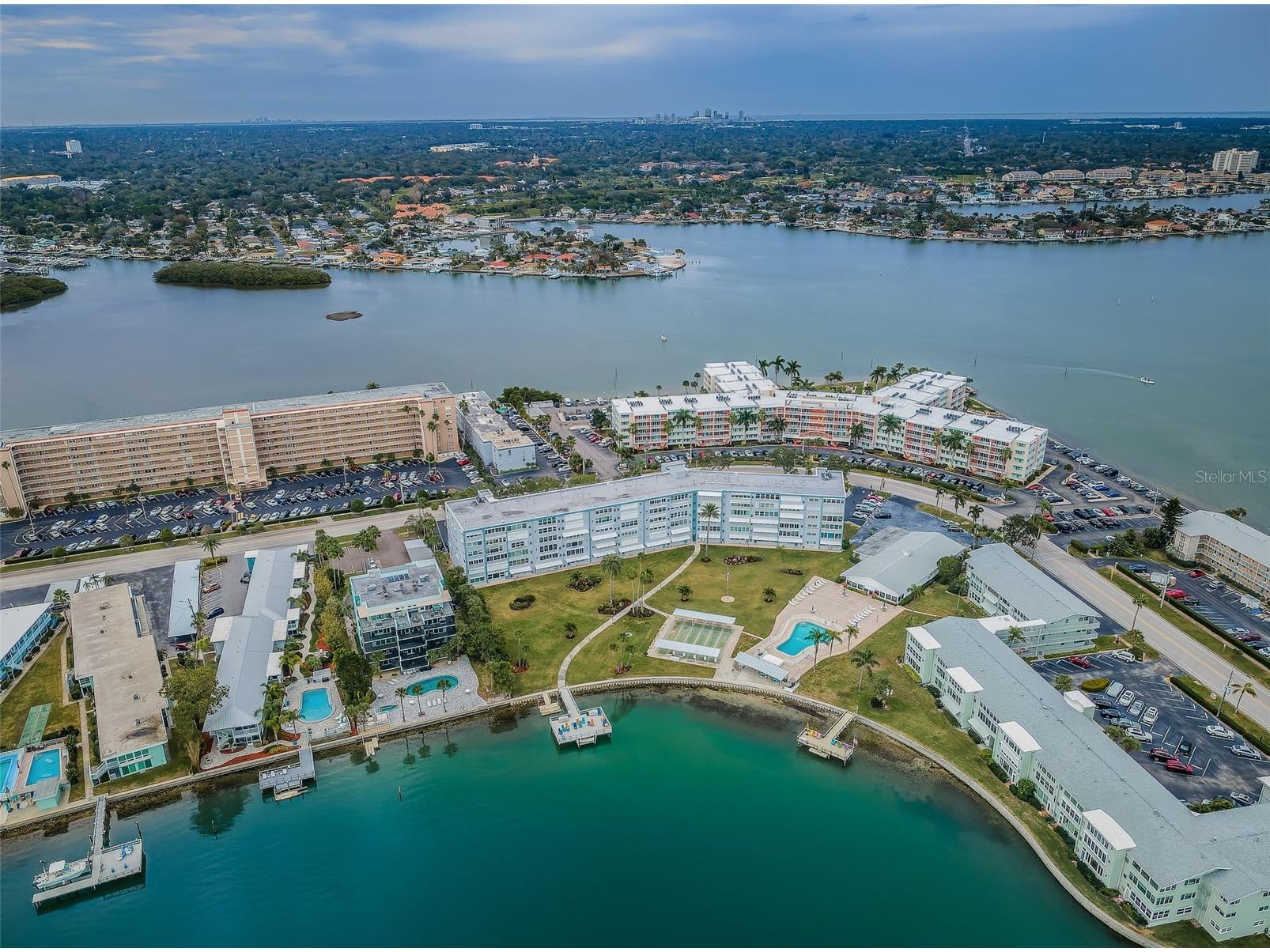 1868 Shore Drive S #410 South Pasadena FL 33707 U8232615 image64