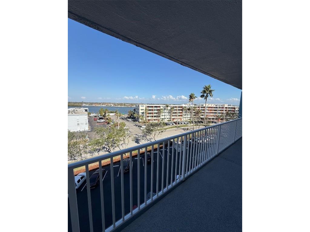 1868 Shore Drive S #608 South Pasadena FL 33707 TB8351305 image4