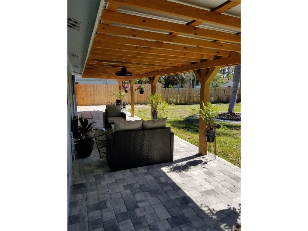 1868 Wharf Road Sarasota FL 34231 A4673255 image26