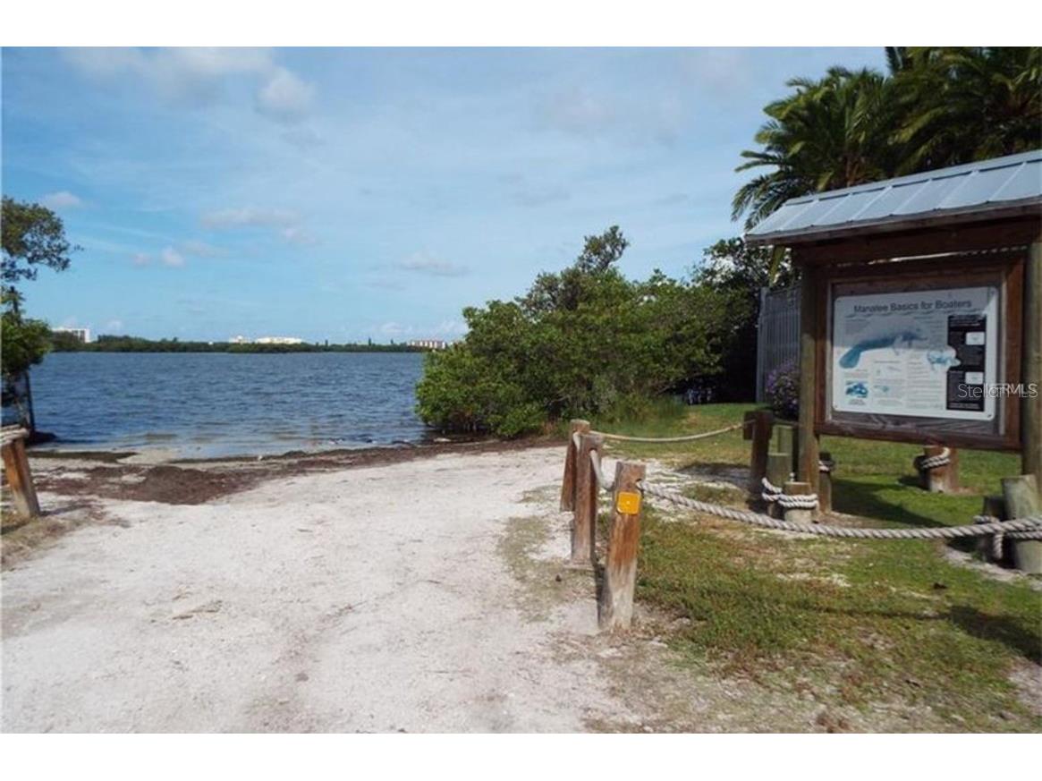 1868 Wharf Road Sarasota FL 34231 A4673255 image34