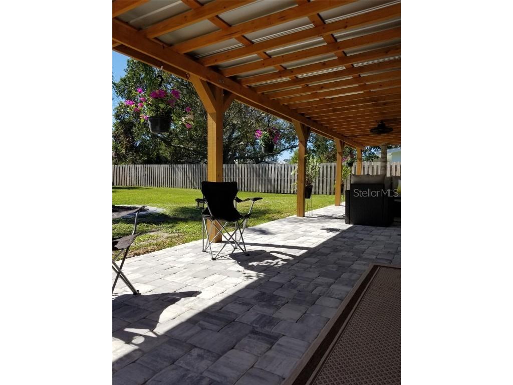 1868 Wharf Road Sarasota FL 34231 A4673255 image7