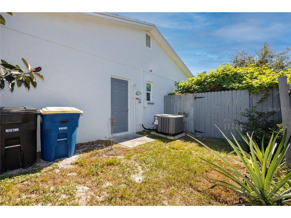 1869 Seton Drive Clearwater FL 33763 TB8437873 image35