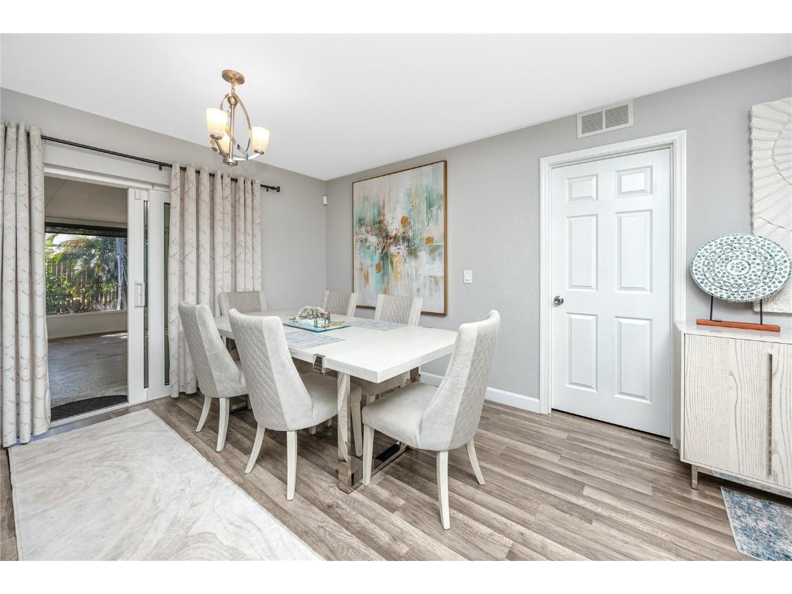 1869 Seton Drive Clearwater FL 33763 TB8437873 image5