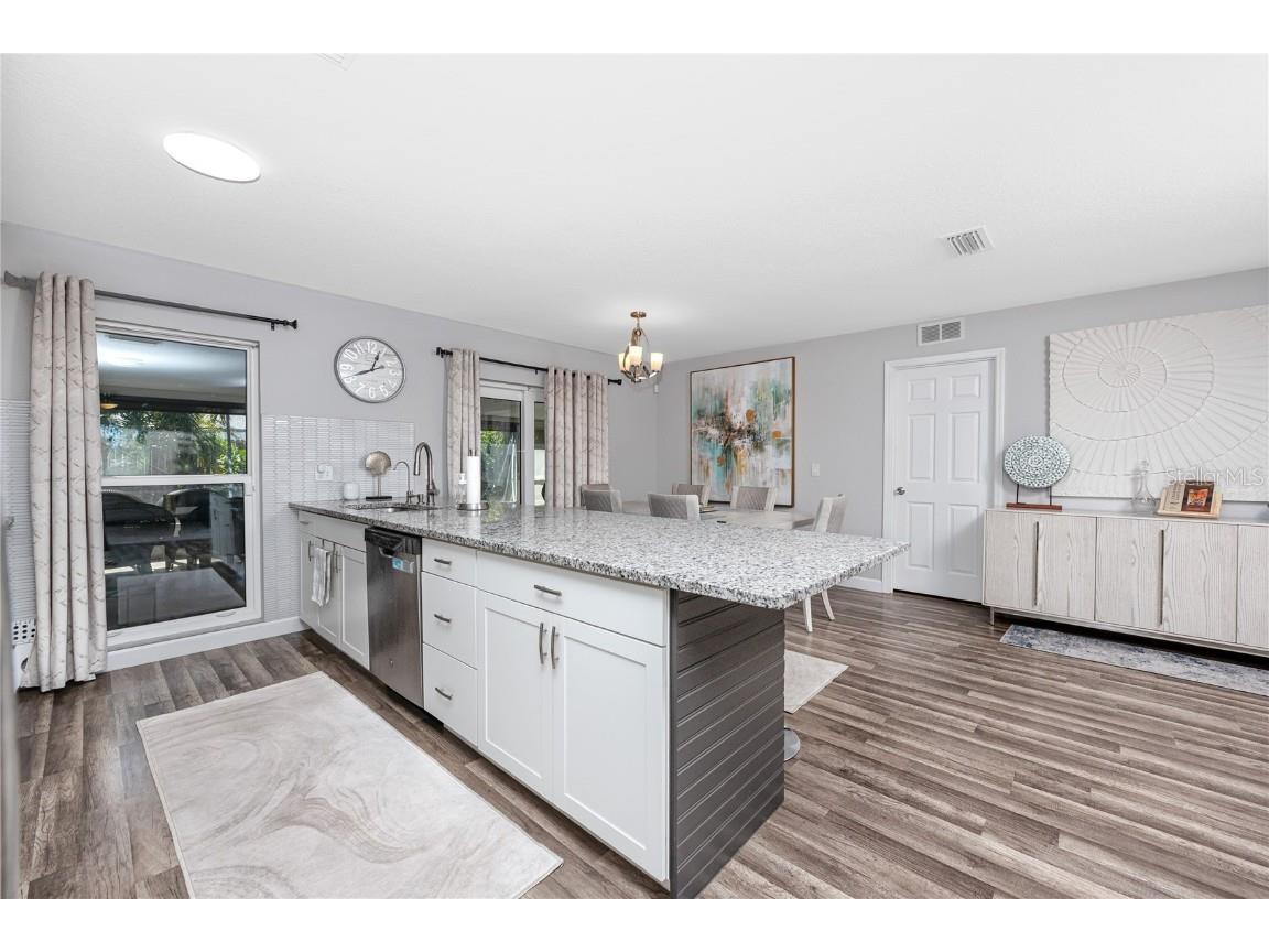 1869 Seton Drive Clearwater FL 33763 TB8437873 image8