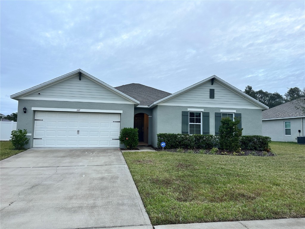 187 Rip Cord Lane Deland FL 32724 V4933285 image1