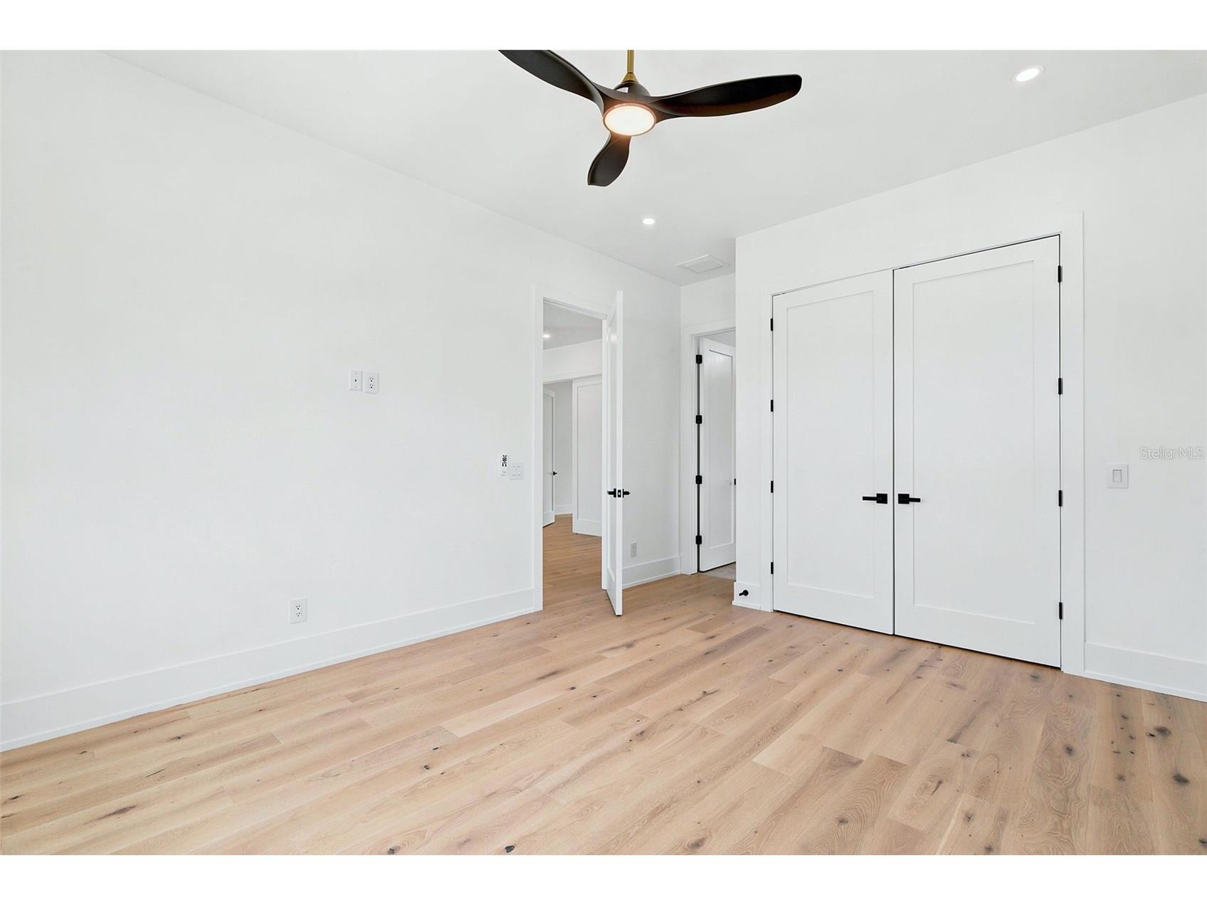 1870 Jasmine Drive Sarasota FL 34239 A4696318 image24