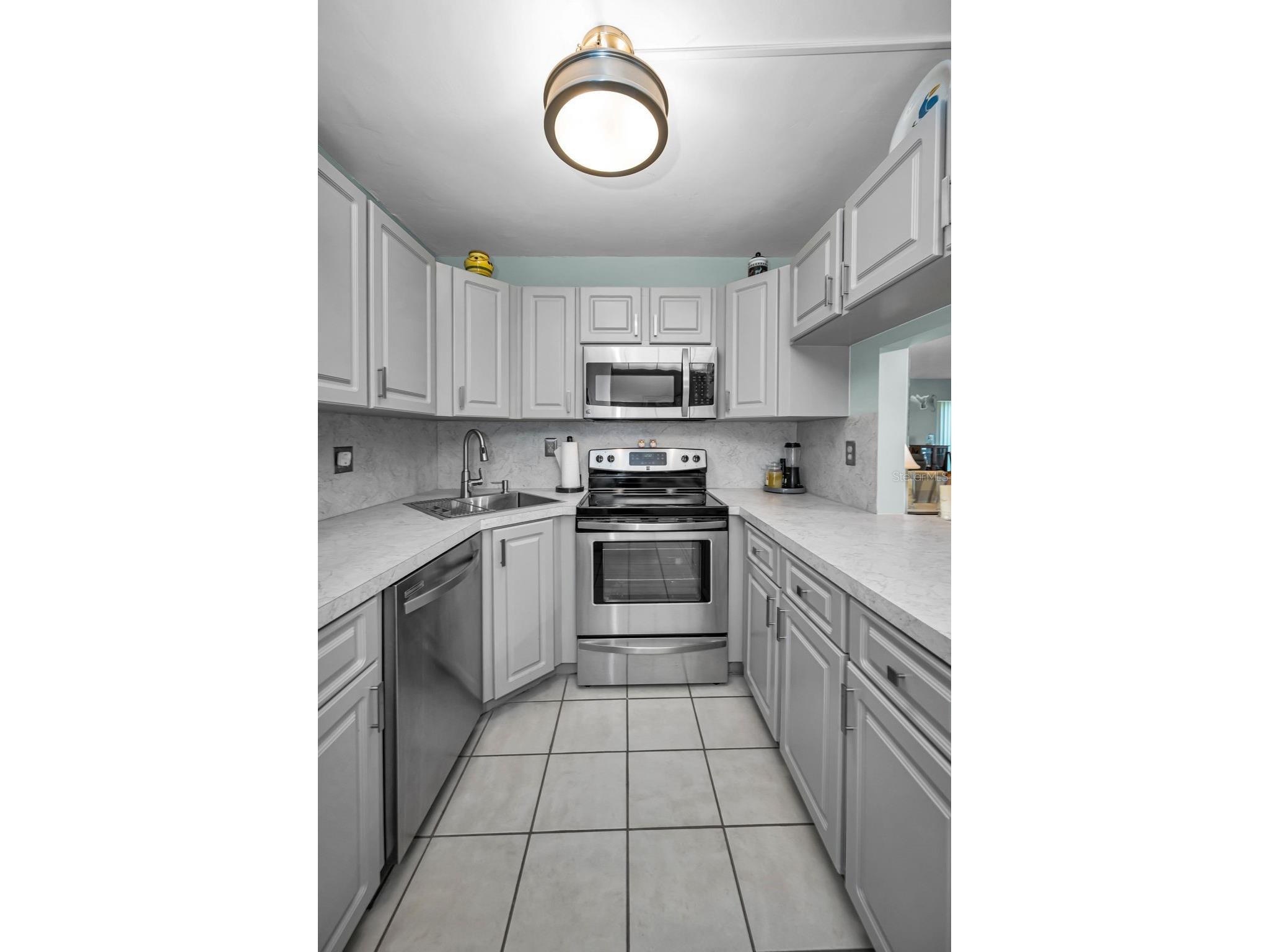 1870 Pine Ridge Way W #G1 Palm Harbor FL 34684 TB8508760 image24