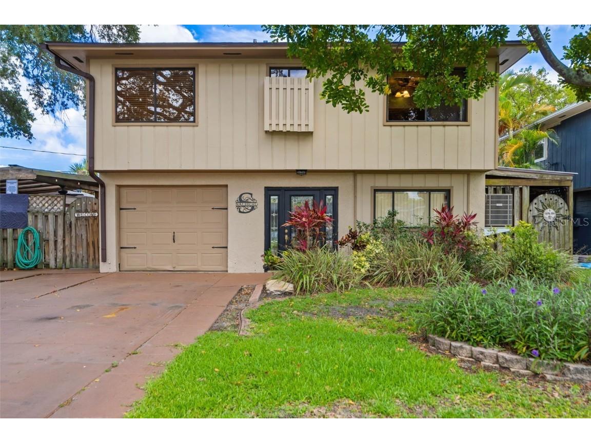 1870 Shore Acres Boulevard NE Saint Petersburg FL 33703 U8202842 image1