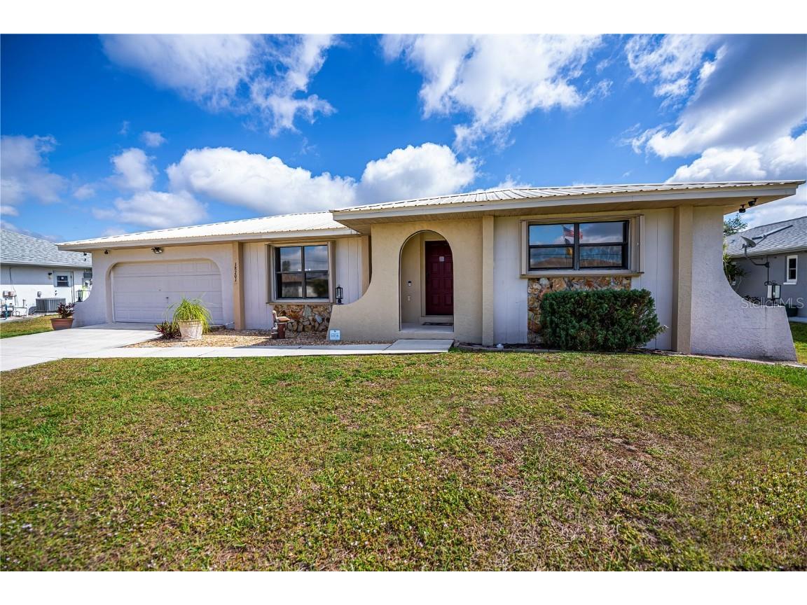 18701 Countryman Avenue Port Charlotte FL 33948 C7517475 image1