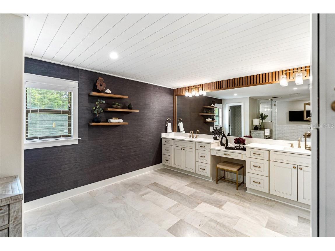 18702 69th Avenue E Bradenton FL 34211 A4670128 image42