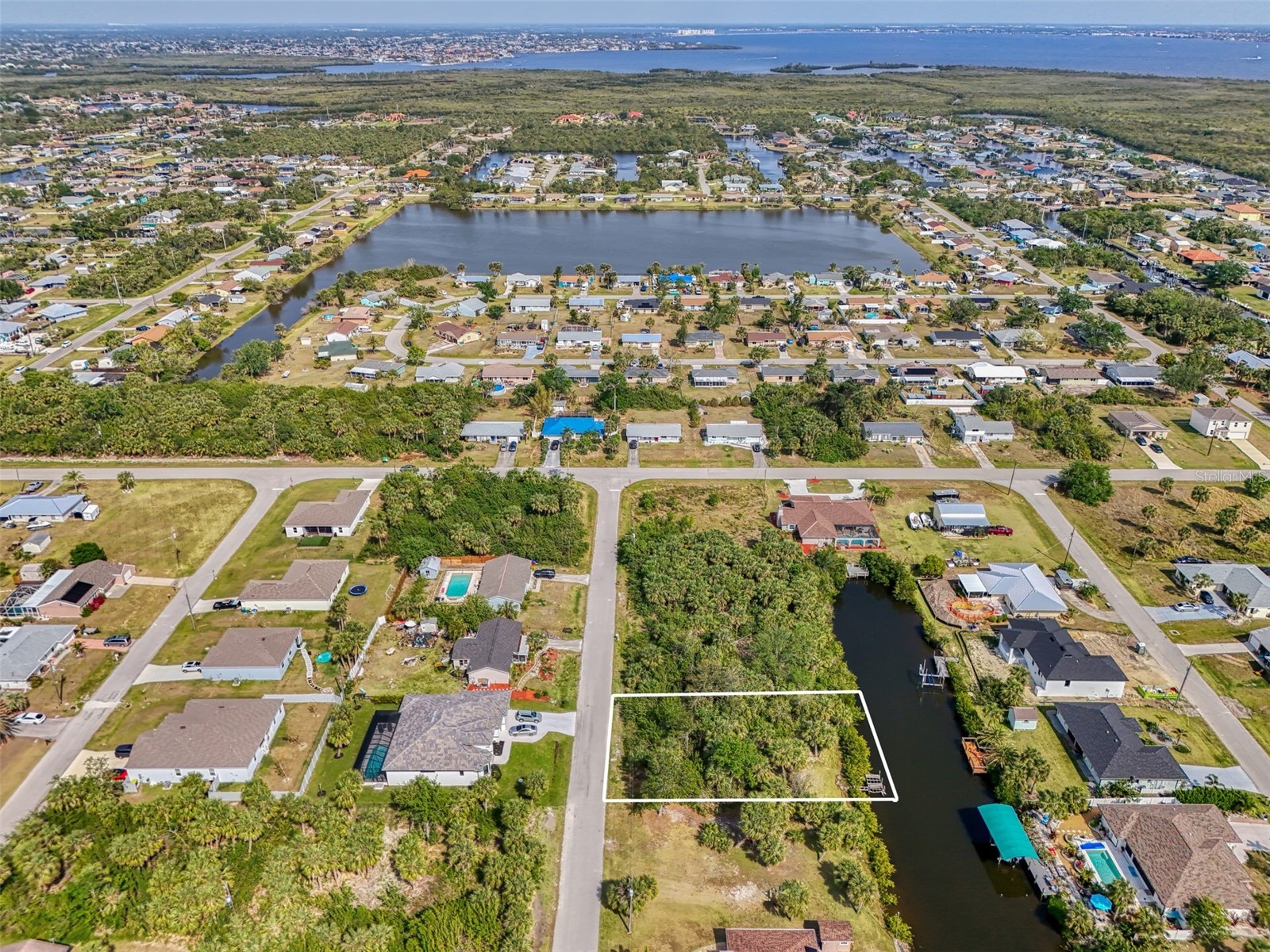 18706 Fort Smith Circle Port Charlotte FL 33948 - KERRVILLE WATERWAY C7520207 image5