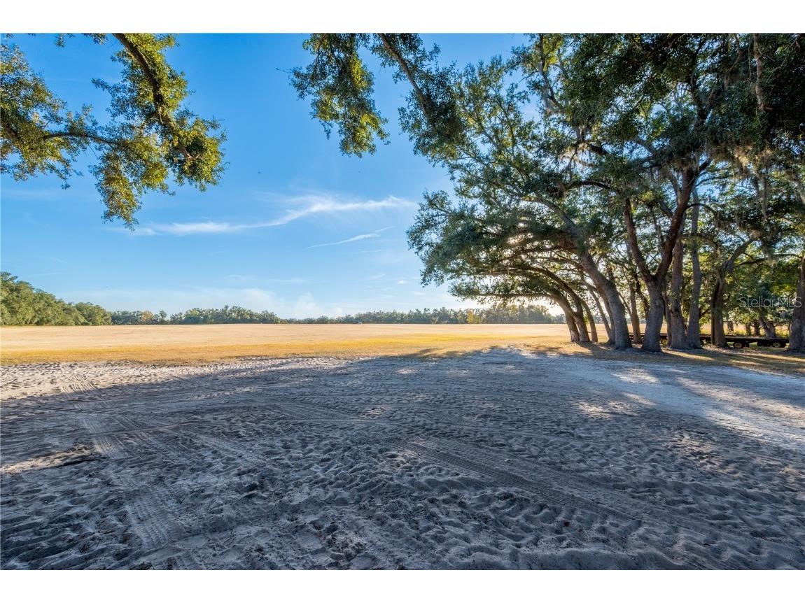 18708 County Road 250 Live Oak FL 32060 GC535607 image94
