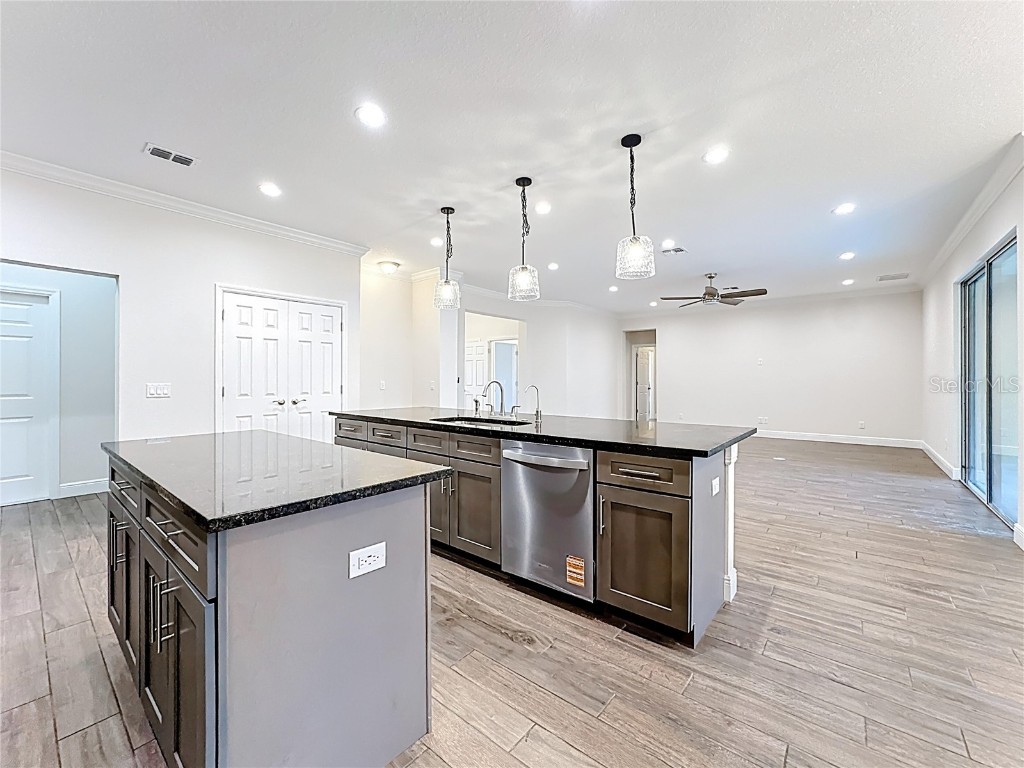 18708 Reynolds Parkway Orlando FL 32833 O6364690 image2