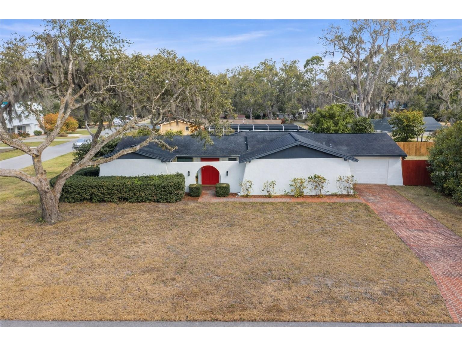 18709 Lake Commiston Drive Lutz FL 33549 TB8477923 image1