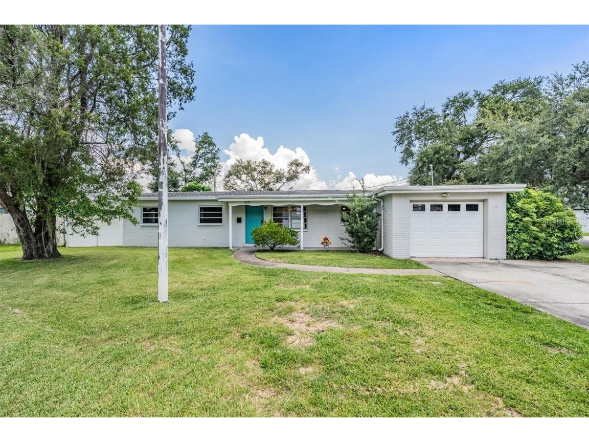 1871 63rd Avenue N Saint Petersburg FL 33702 TB8414958 image1