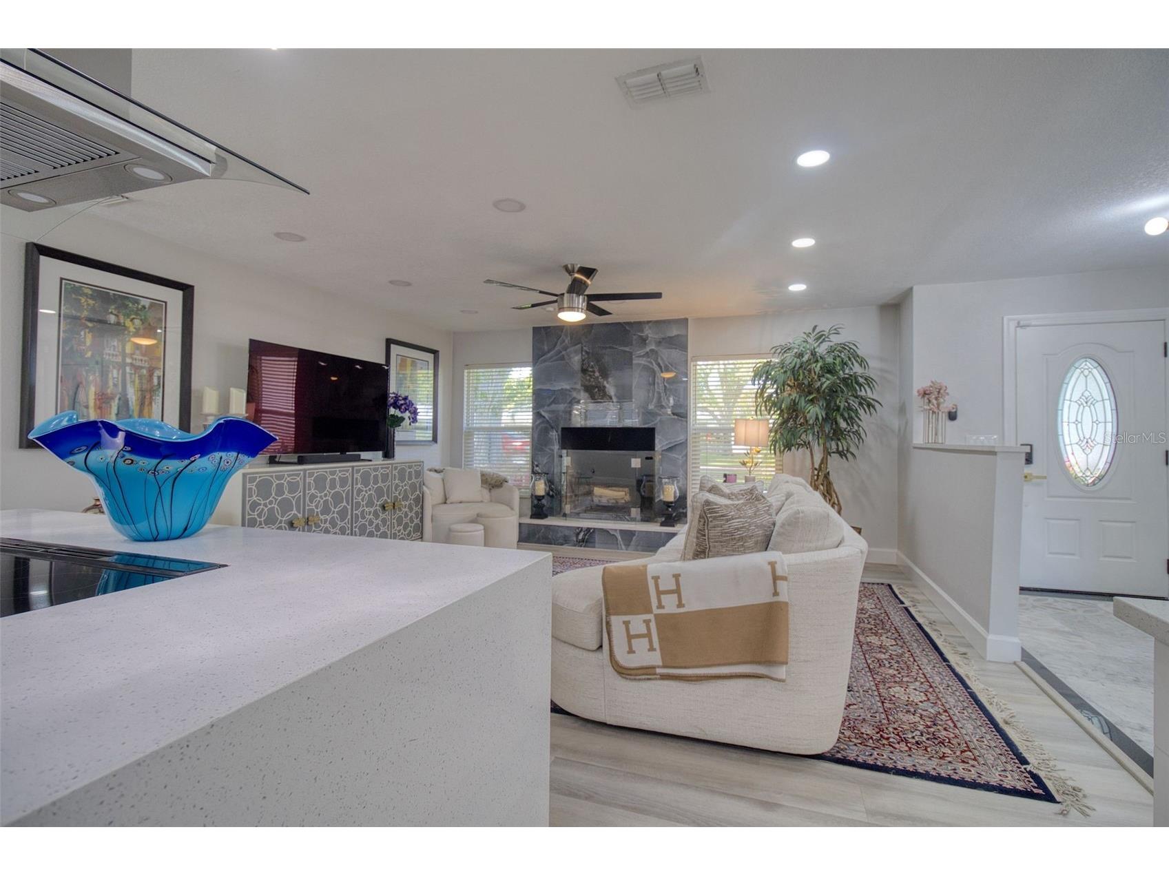 1871 Del Robles Terrace Clearwater FL 33764 TB8494387 image11