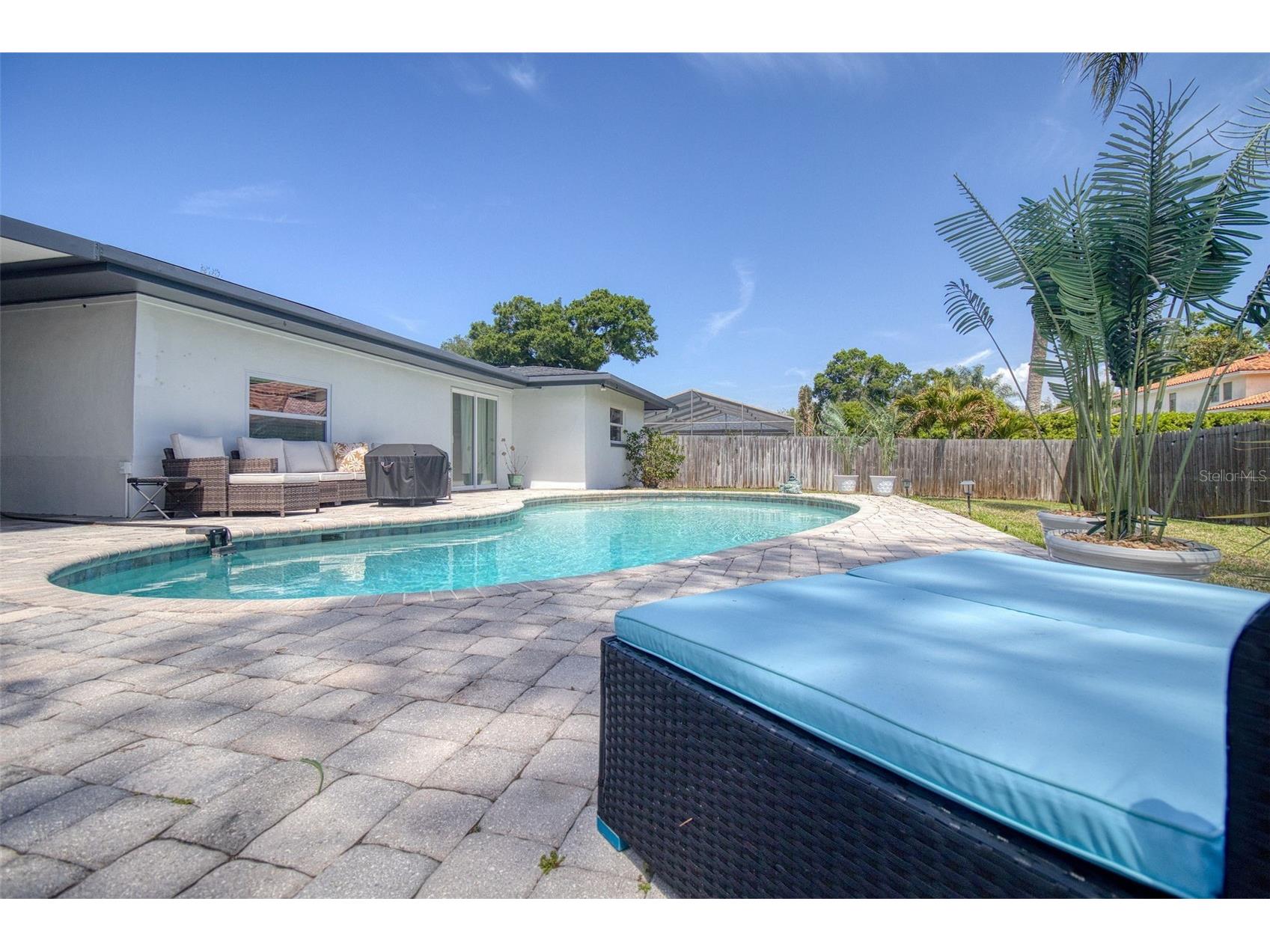 1871 Del Robles Terrace Clearwater FL 33764 TB8494387 image35