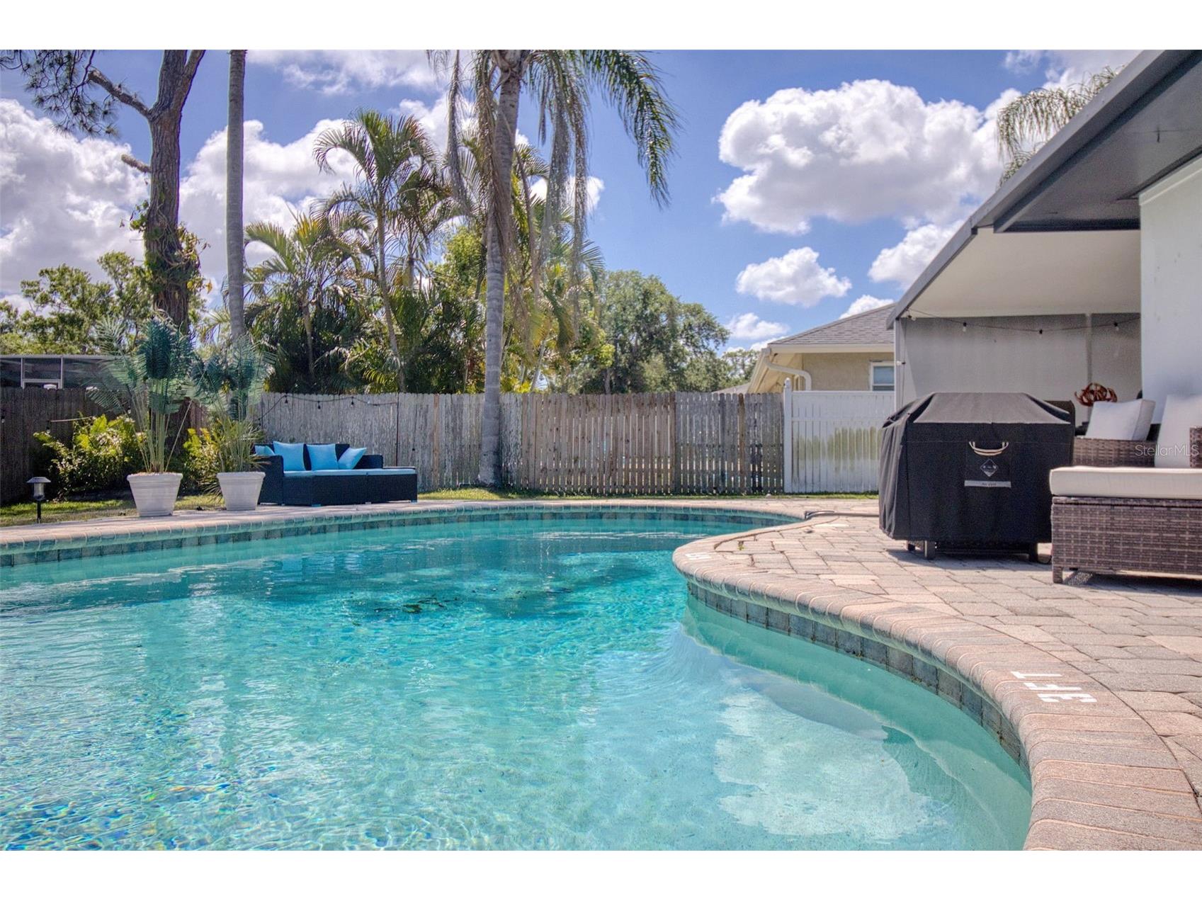 1871 Del Robles Terrace Clearwater FL 33764 TB8494387 image37
