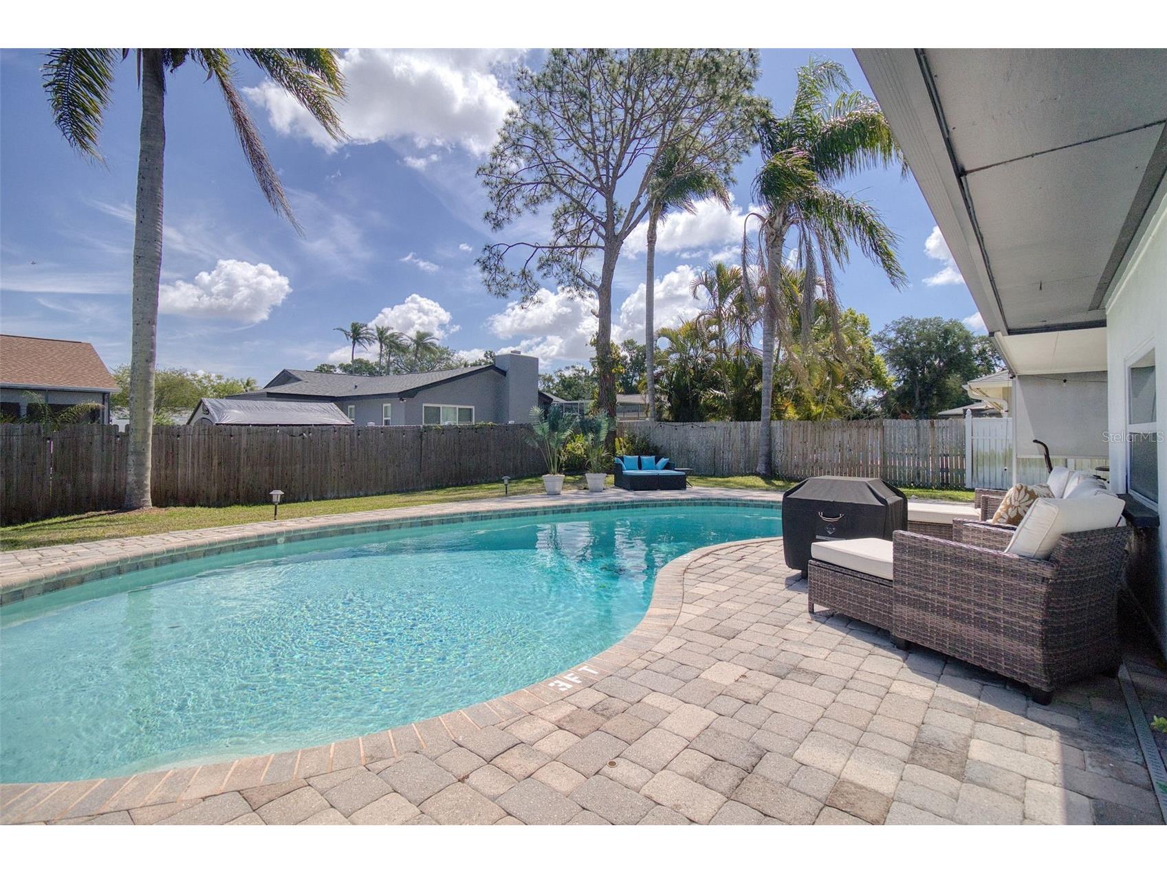 1871 Del Robles Terrace Clearwater FL 33764 TB8494387 image43