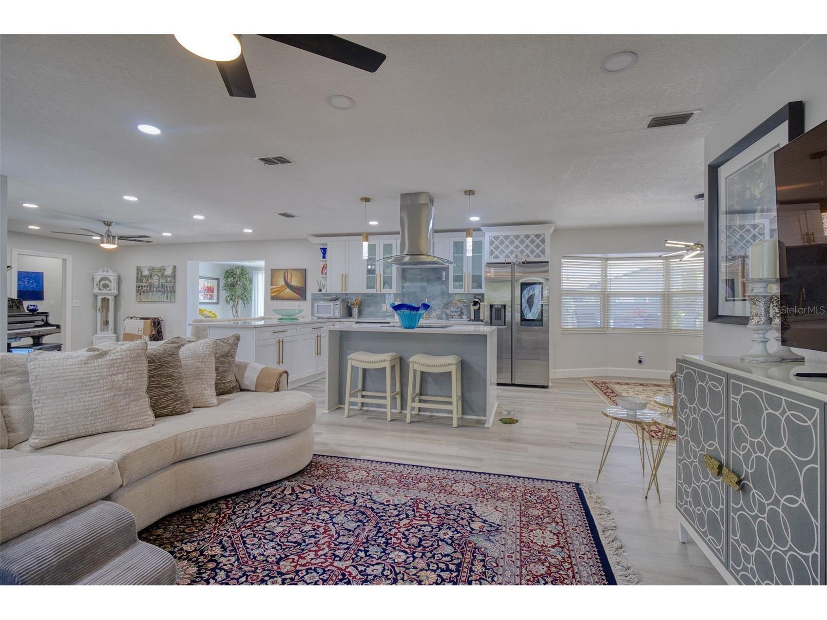 1871 Del Robles Terrace Clearwater FL 33764 TB8494387 image9