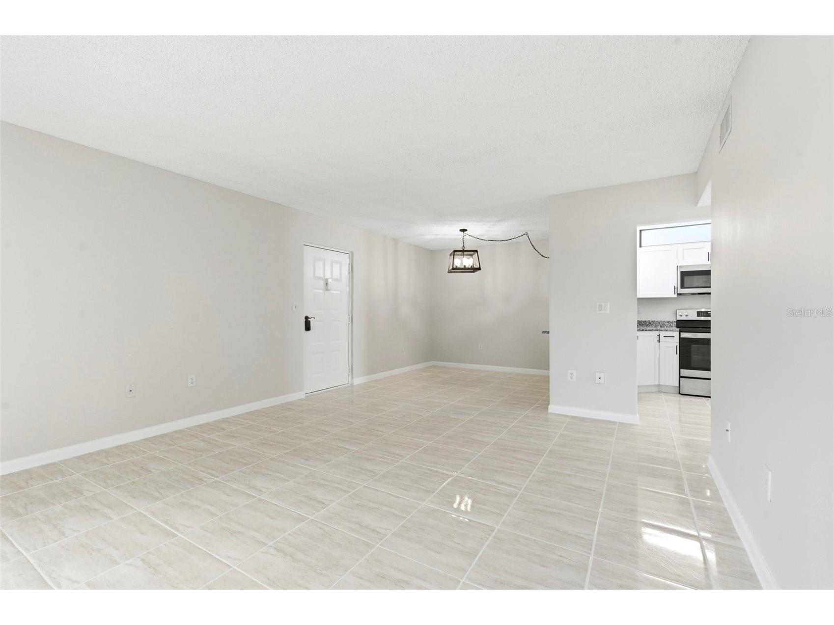 1871 Pine Ridge Way W #B2 Palm Harbor FL 34684 TB8503302 image14
