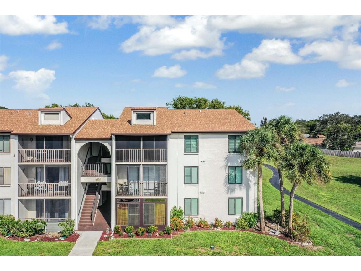 1871 Pine Ridge Way W #H3 Palm Harbor FL 34684 TB8309068 image1