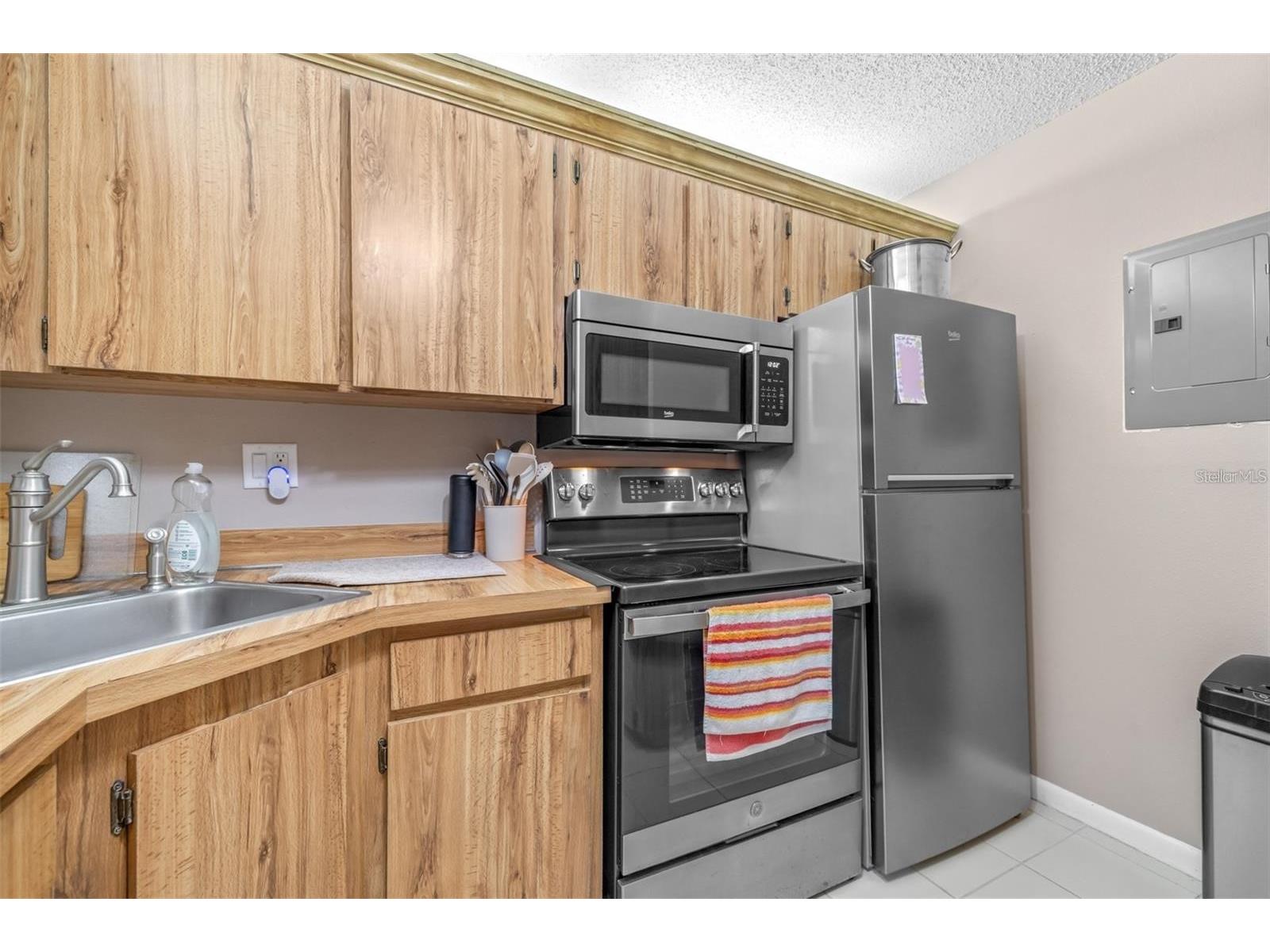 1871 Pine Ridge Way W #H3 Palm Harbor FL 34684 TB8468289 image5