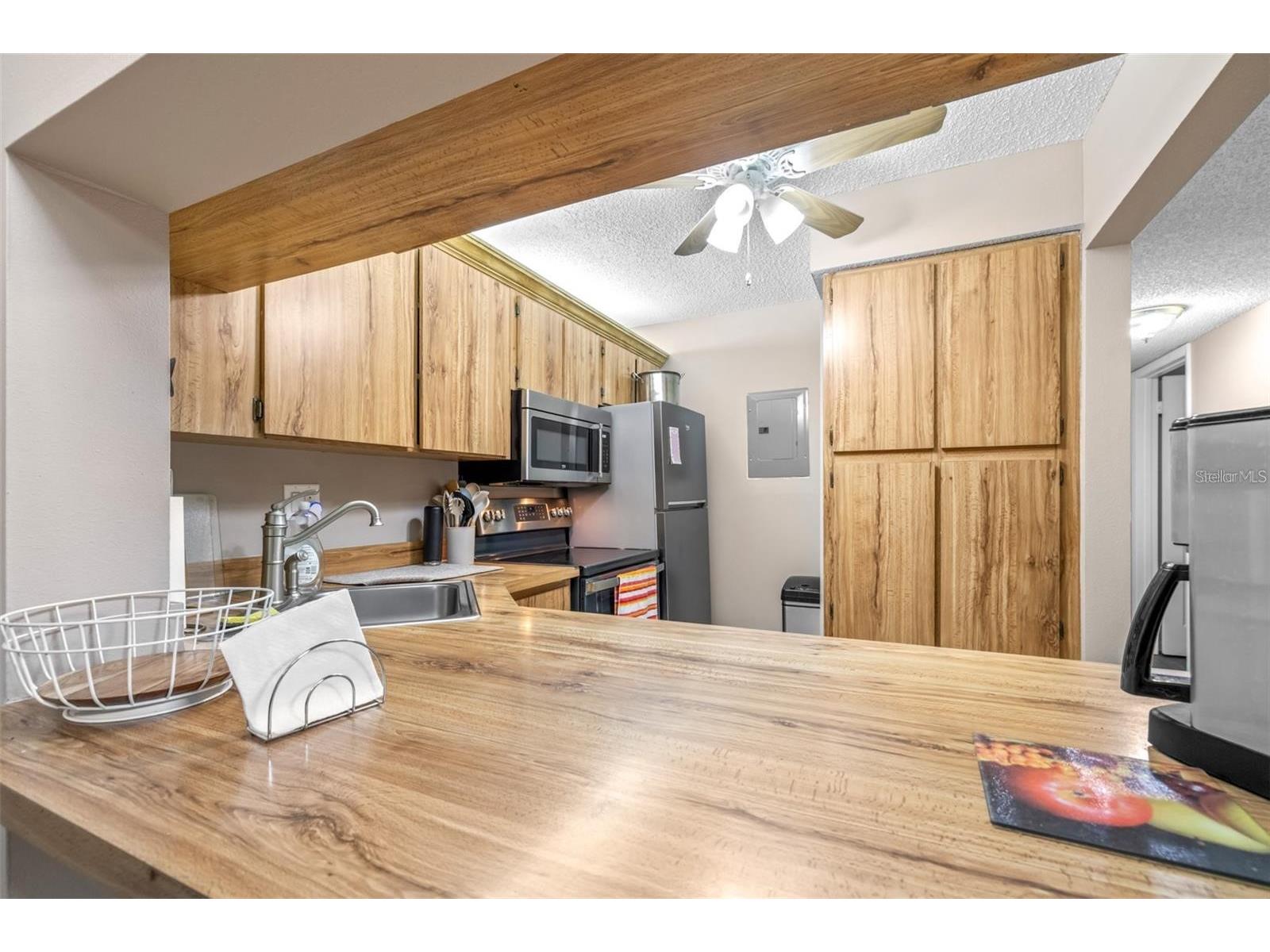 1871 Pine Ridge Way W #H3 Palm Harbor FL 34684 TB8468289 image7