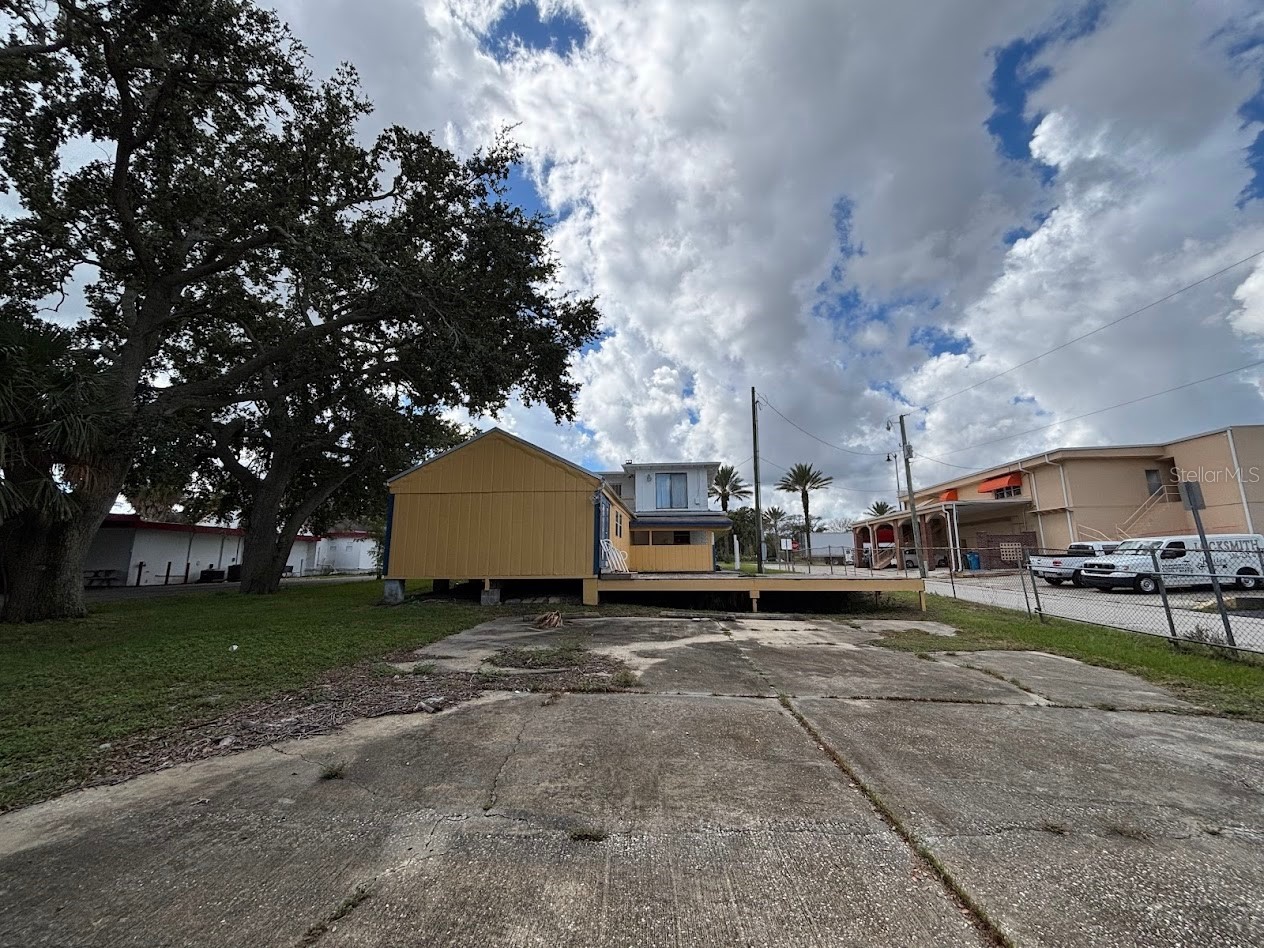 1871 S Ridgewood Avenue South Daytona FL 32119 NS1088246 image7