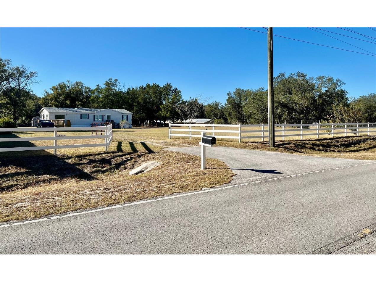 18711 Powerline Road Dade City FL 33523 TB8324958 image1