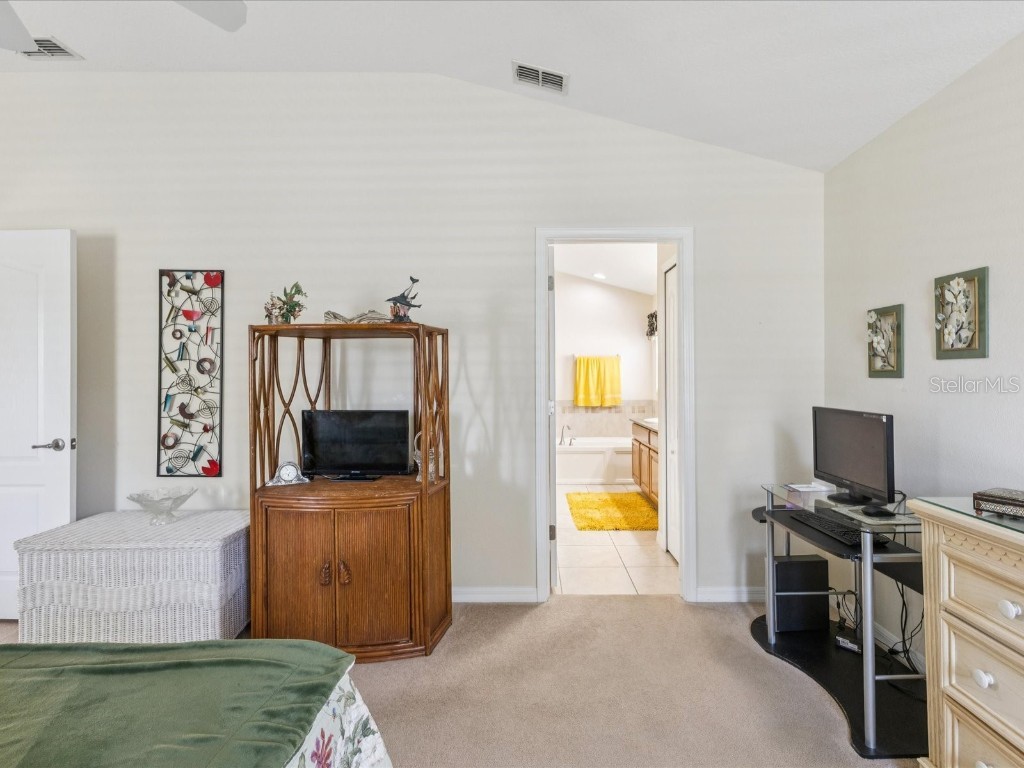 18711 Rolling Hills Loop Hudson FL 34667 W7878735 image18