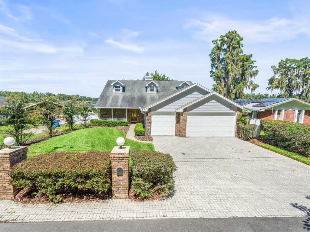 18716 Arbor Drive Lutz FL 33548 - LAKE THOMAS T3545177 image1