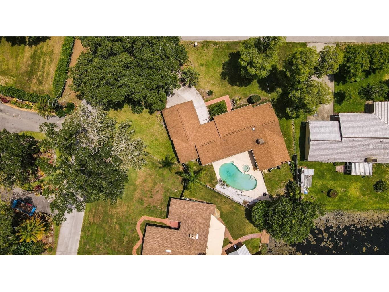 18718 Lakeshore Drive Lutz FL 33549 - LAKE KEENE T3382139 image1