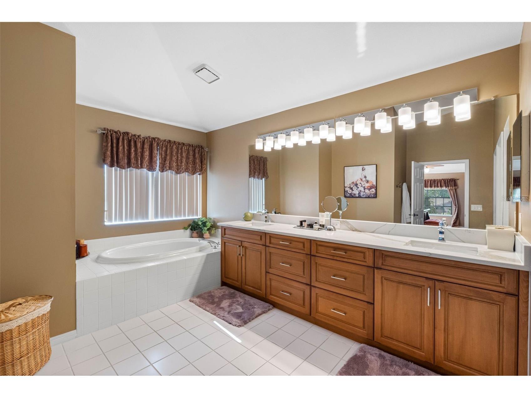 1872 Eagle Trace Boulevard Palm Harbor FL 34685 TB8490315 image19