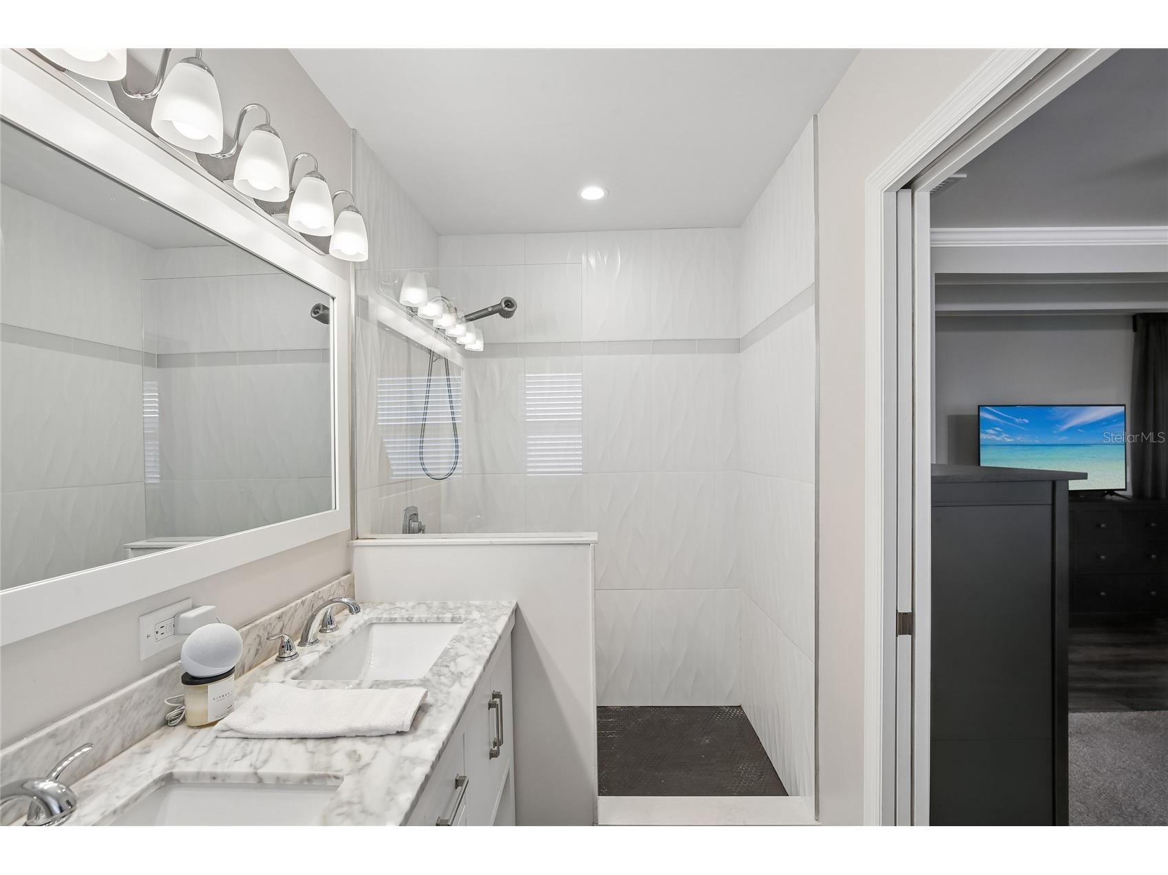1872 Hunt Lane Clearwater FL 33764 TB8505583 image21