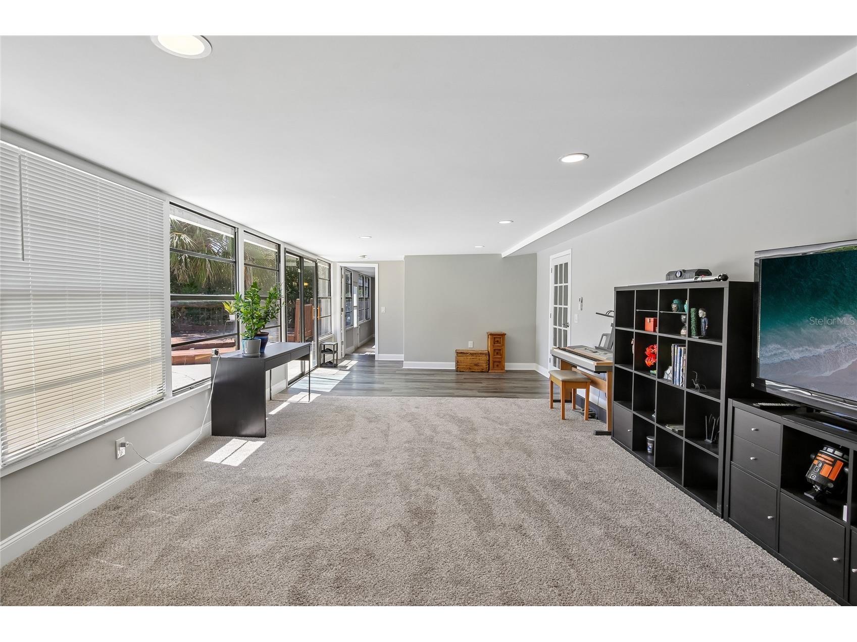 1872 Hunt Lane Clearwater FL 33764 TB8505583 image24