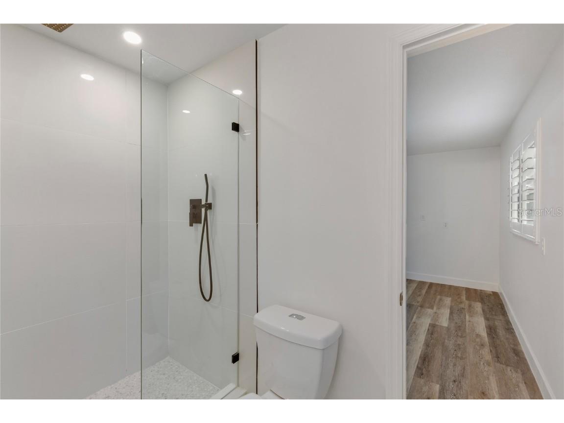 1872 New Hampshire Avenue NE Saint Petersburg FL 33703 TB8430914 image21