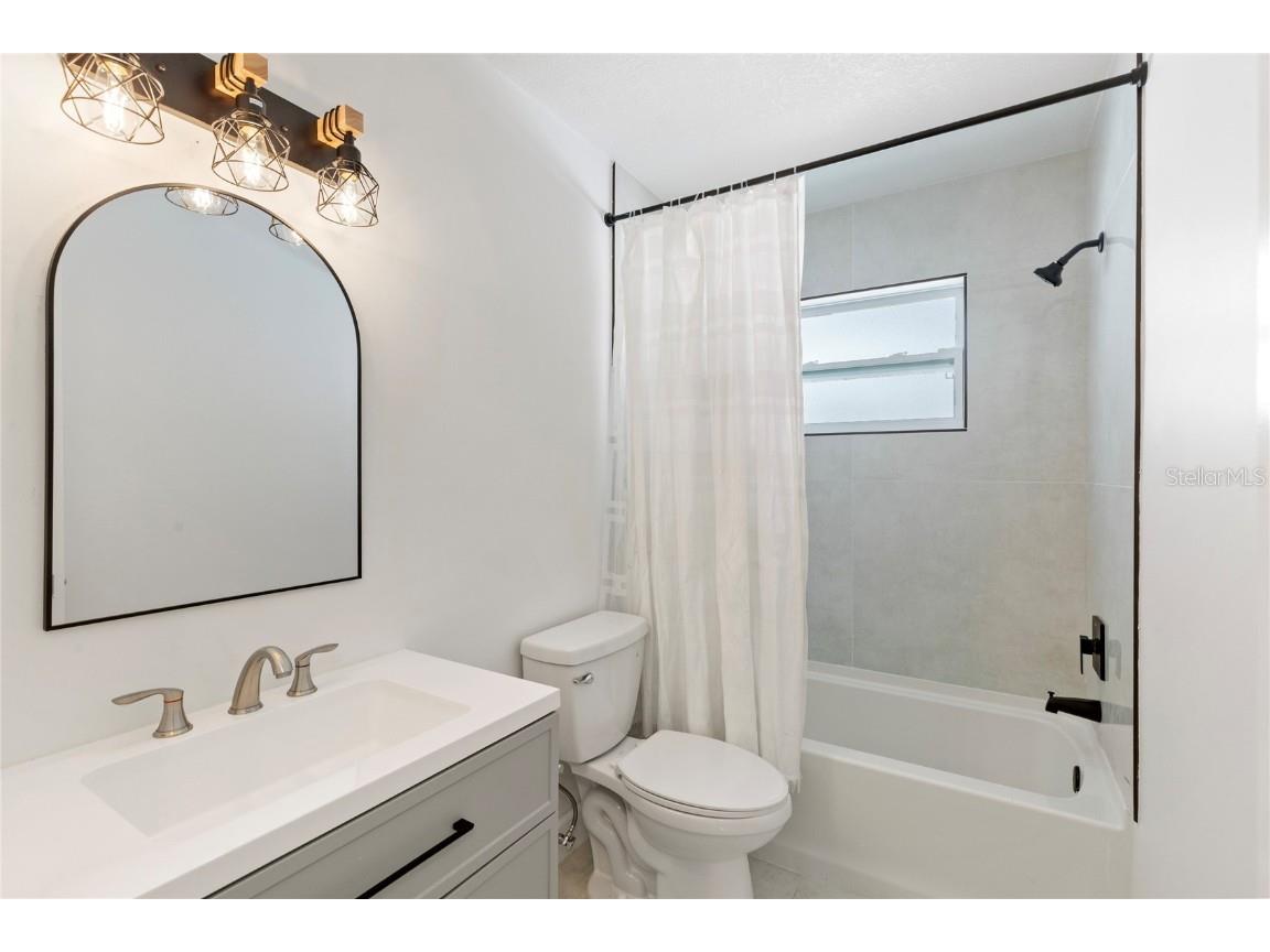 1872 New Hampshire Avenue NE Saint Petersburg FL 33703 TB8430914 image23